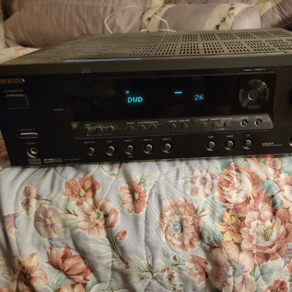 Onkyo receiver, surround sound